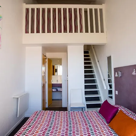 贝尔绿树酒店 酒店